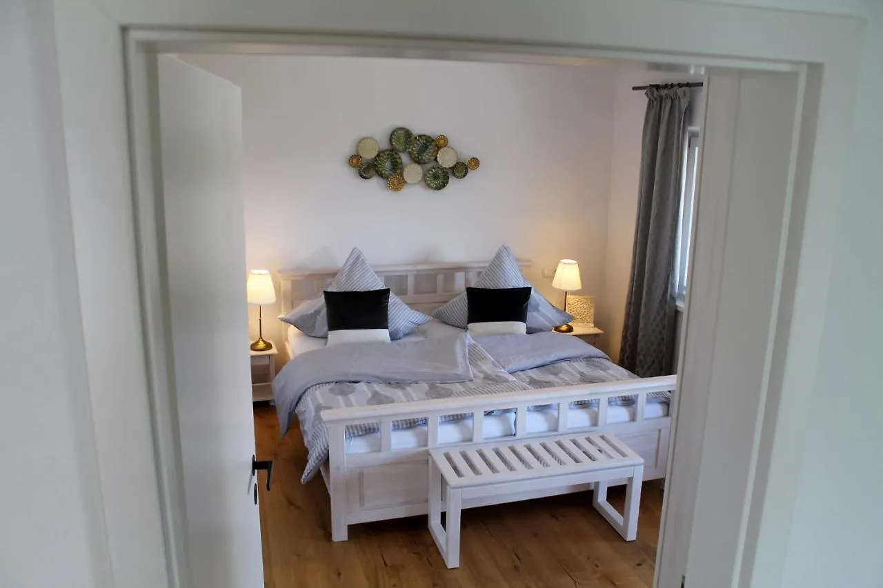 Ferienwohnung Pölzl Chieming